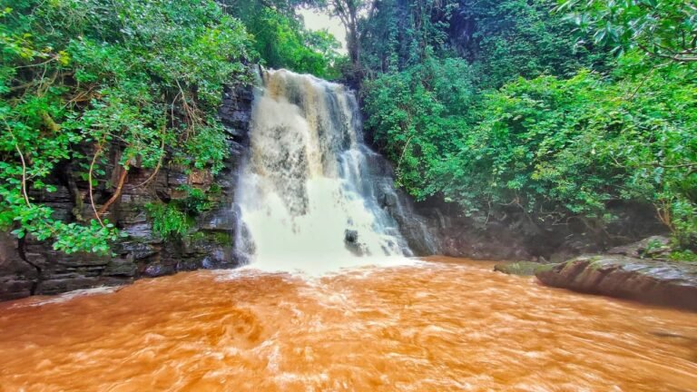 Topar waterfall