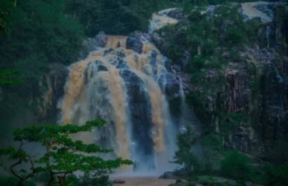 Jhojha-waterfalls-Pendra-Chhattisgarh