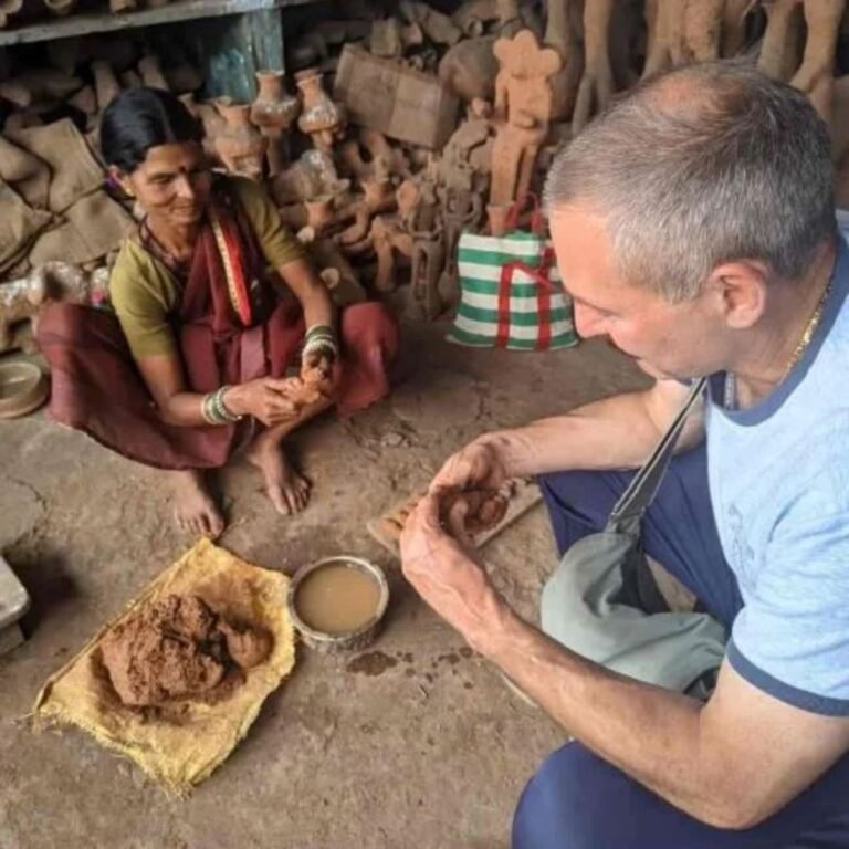 craft-making-activity-kondagaon-3